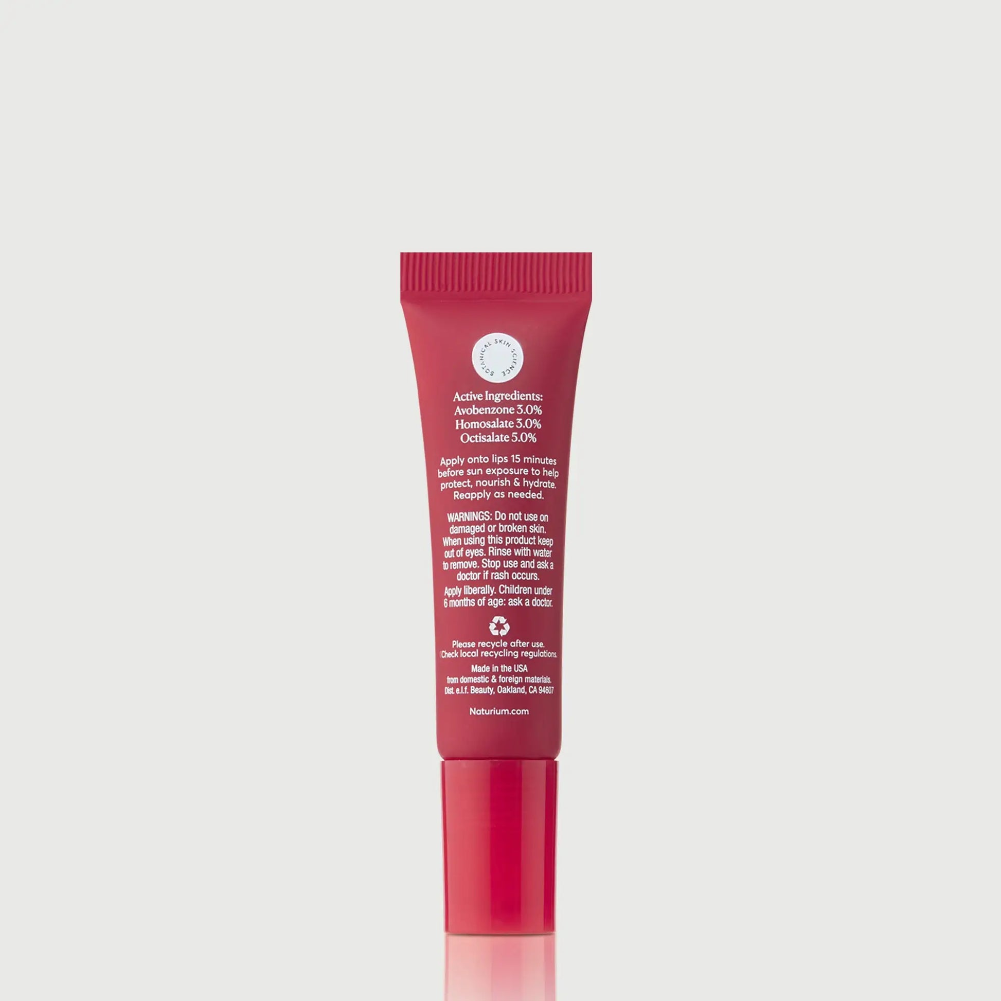 phyto-glow-lip-balm-spf-45-oasis-s5 NATR-10125_PhytoGlow_SPF_Oasis_primary_capon_back_bonebkgd_1.webp