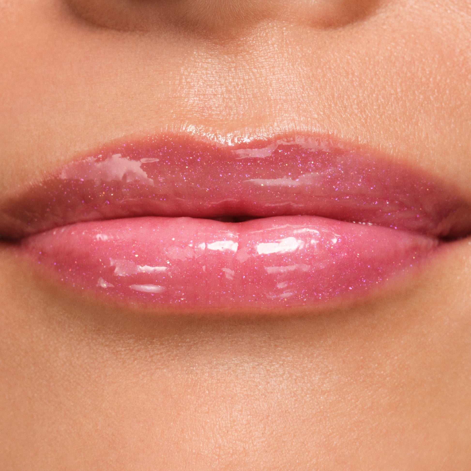 phyto-glow-lip-balm-shimmer-eclipse-t1 NATR-10133-Phyto-Glow-Lip-Hover-Eclipse.jpg