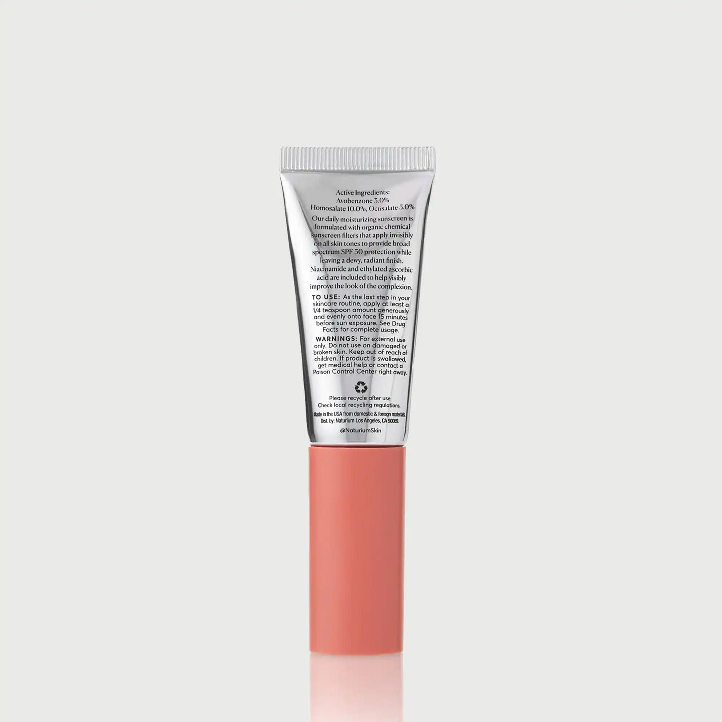 dew-glow-moisturizer-spf-50-travel-size-c8 NATR-10157_Dew-Glow-Moisturizer-SPF-50-Mini_back_capon_bonebkgd_d7cb9bbb-e294-42e2-8d5a-28c73c09b5b5.webp