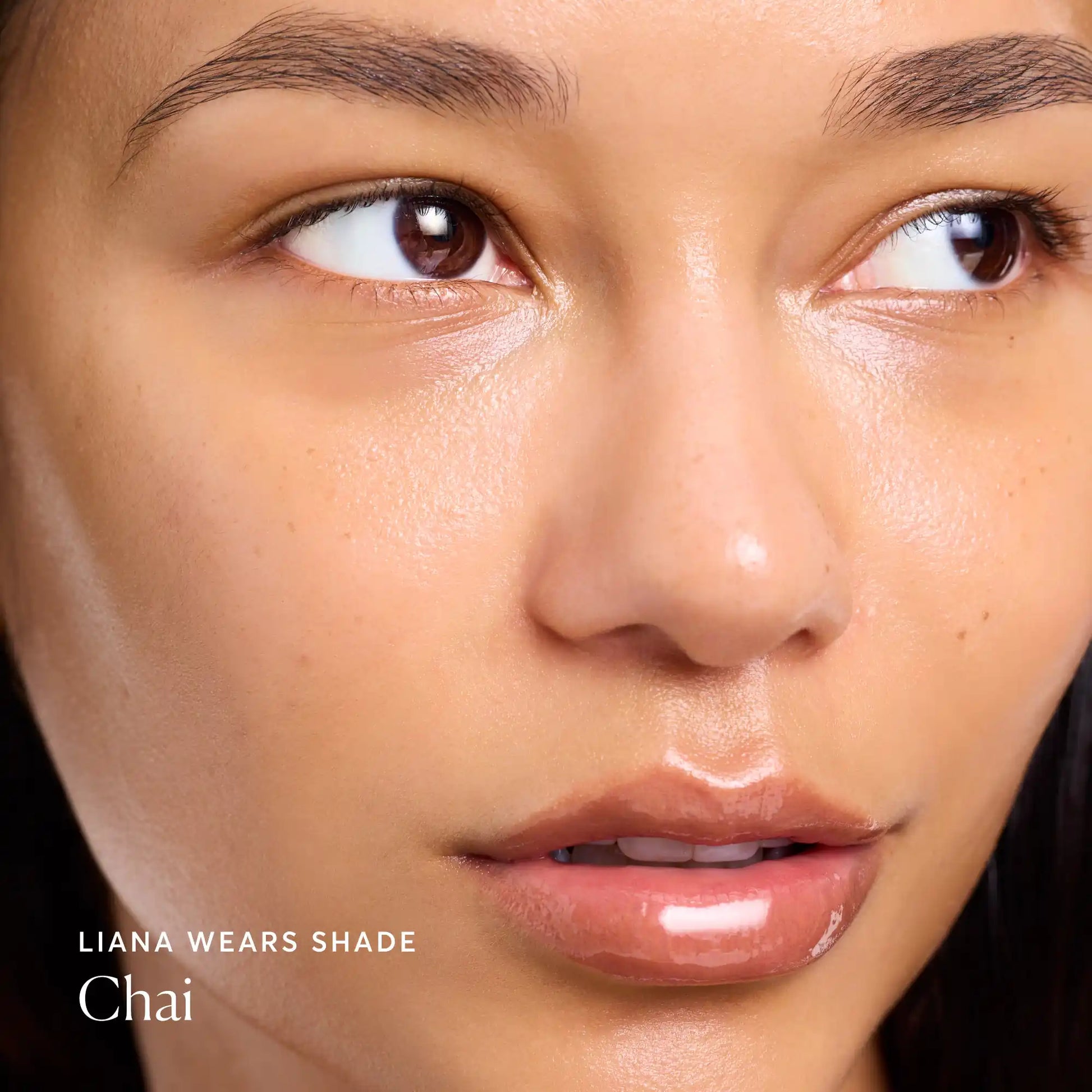 phyto-glow-lip-balm-chai-v0 NATR-60111-Alt-Images-Phyto-Glow-Lip-Balm-Chai-04.webp